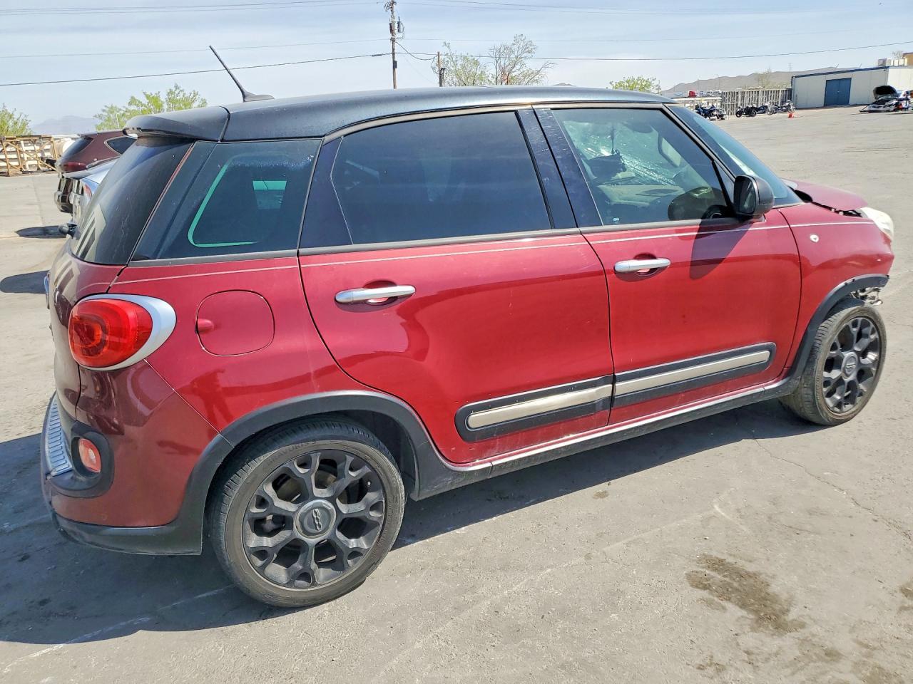2016 Fiat 500L Trekking - Фото 3