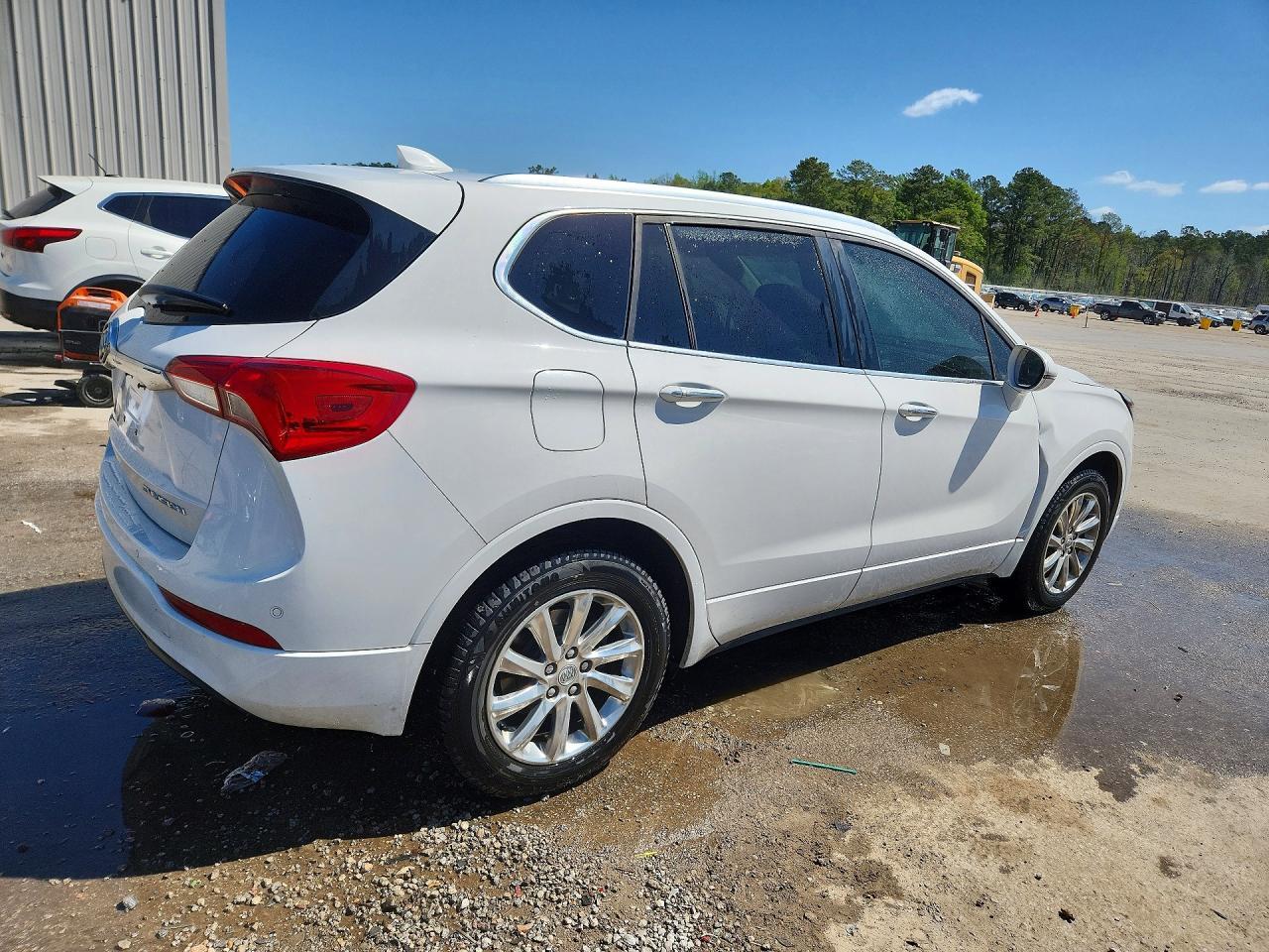 2020 Buick Envision Essence - Фото 3