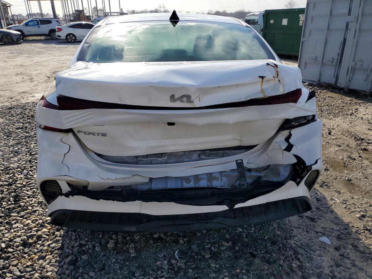 2022 Kia Forte Lxs - Фото 6