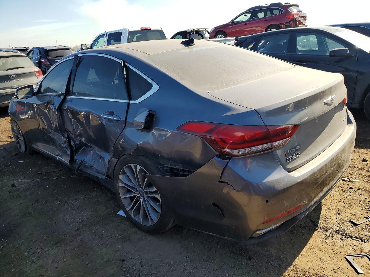 2015 Hyundai Genesis 3.8L - Image 2