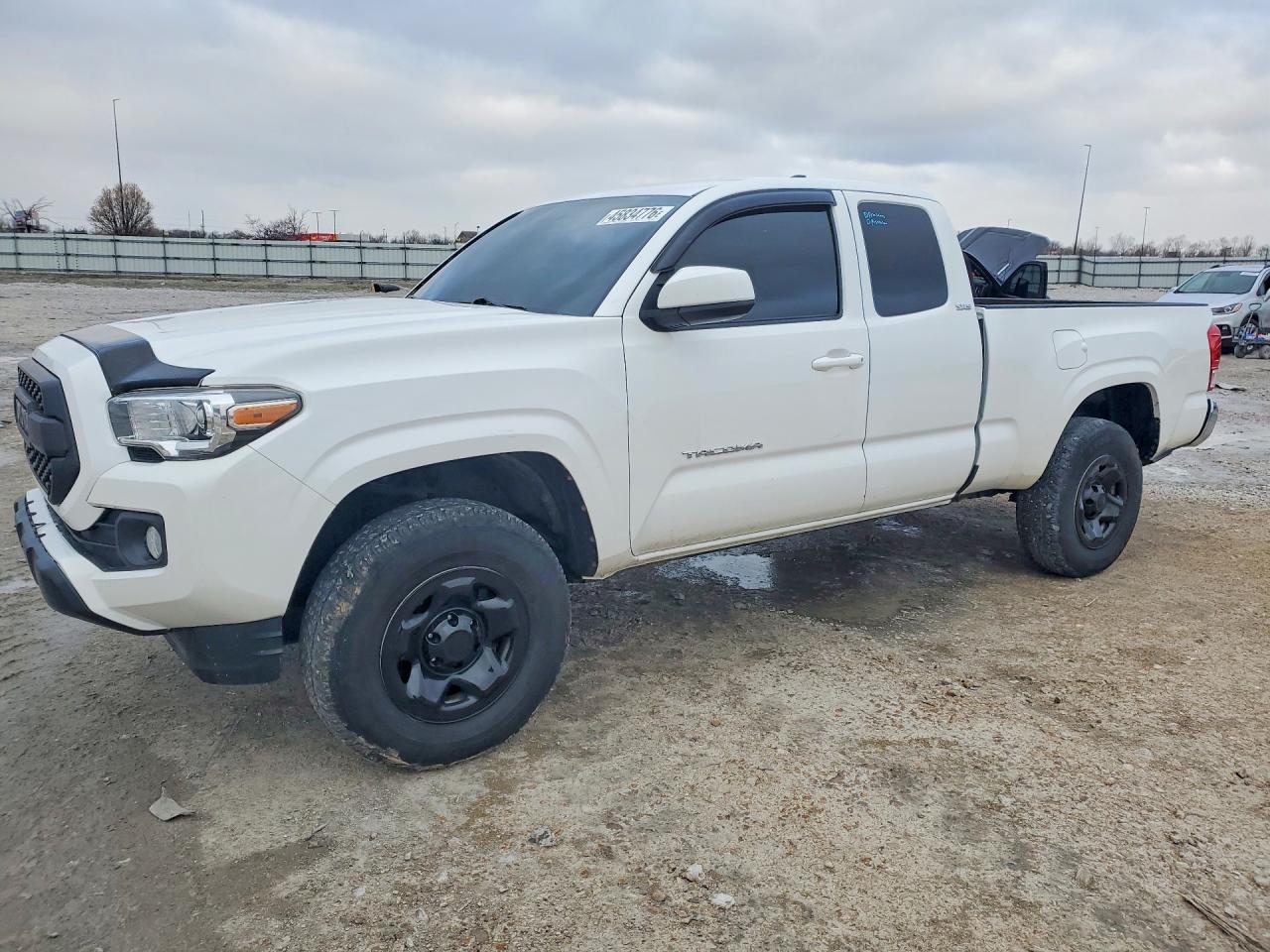 2017 Toyota Tacoma Sr5