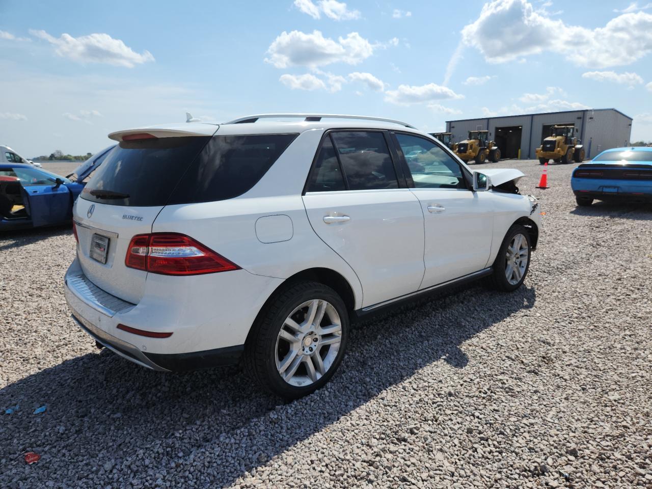 2014 Mercedes-Benz Ml 350 Bluetec - Фото 3