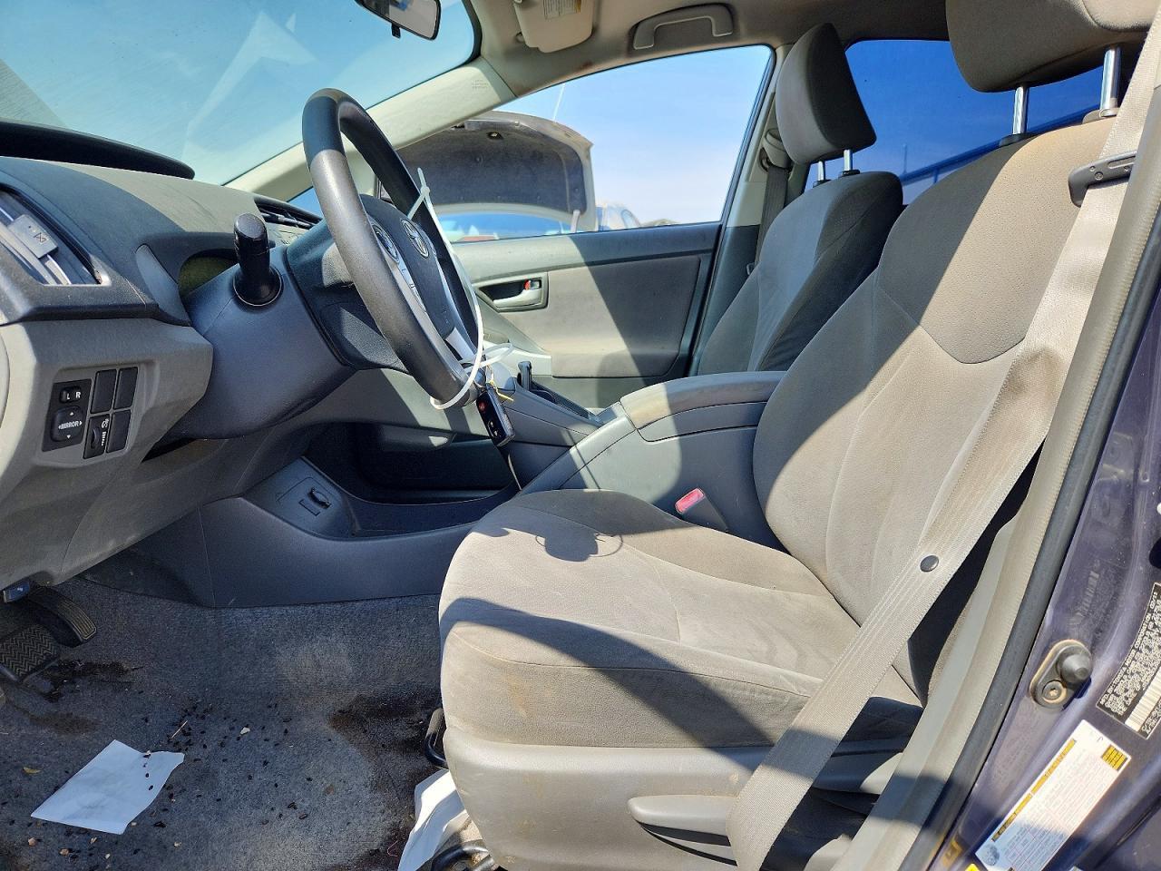 2011 Toyota Prius Three - Image 7