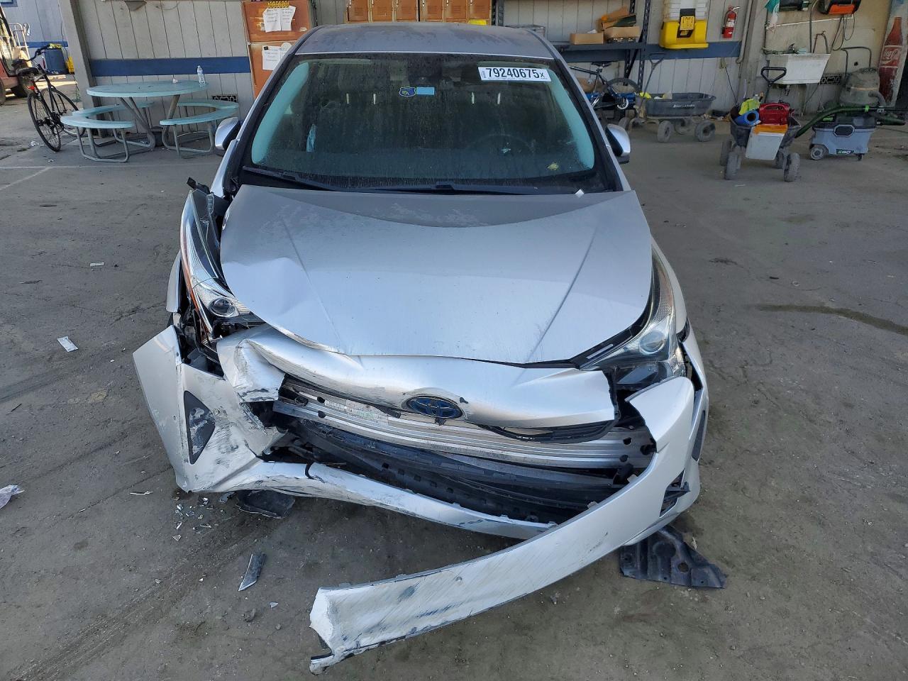 2017 Toyota Prius Two - Фото 5