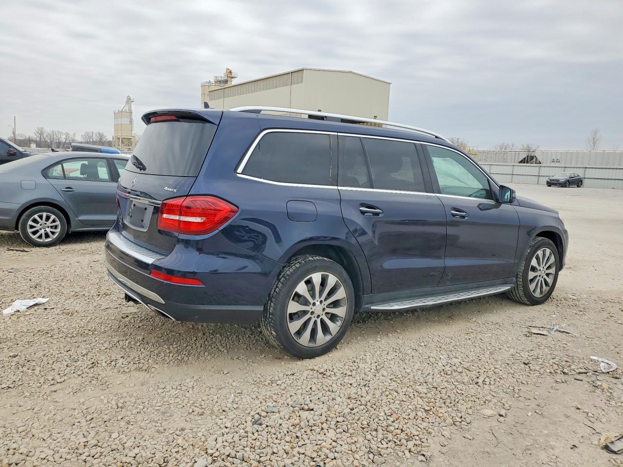 2017 Mercedes-Benz Gls 450 4Matic - Image 3