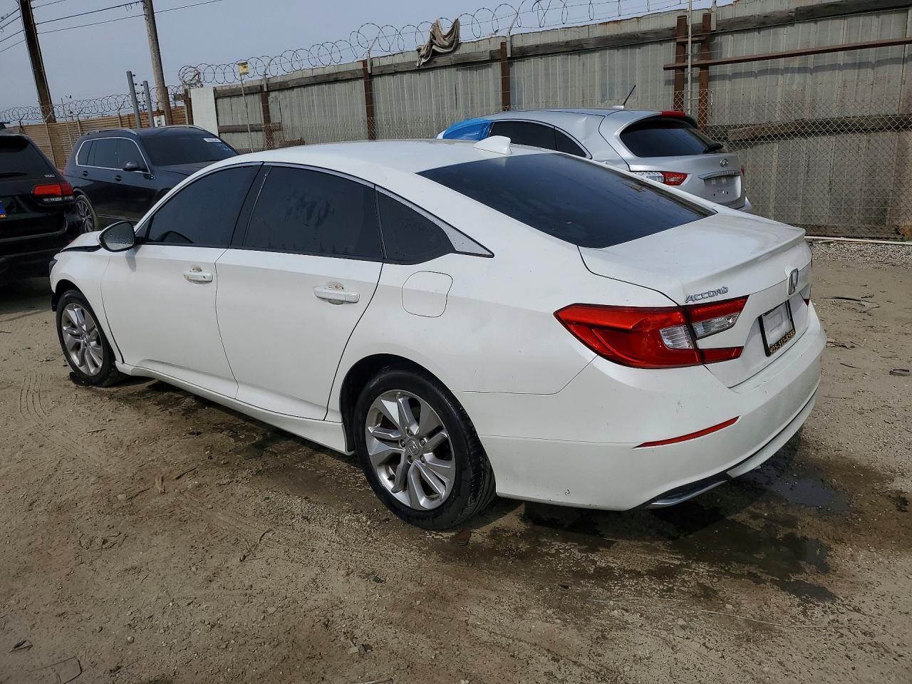 2020 Honda Accord Lx - Фото 2