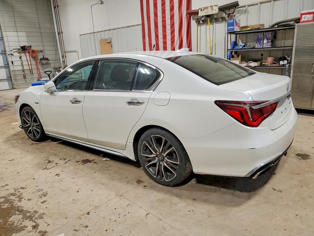 2018 Acura Rlx - Image 2