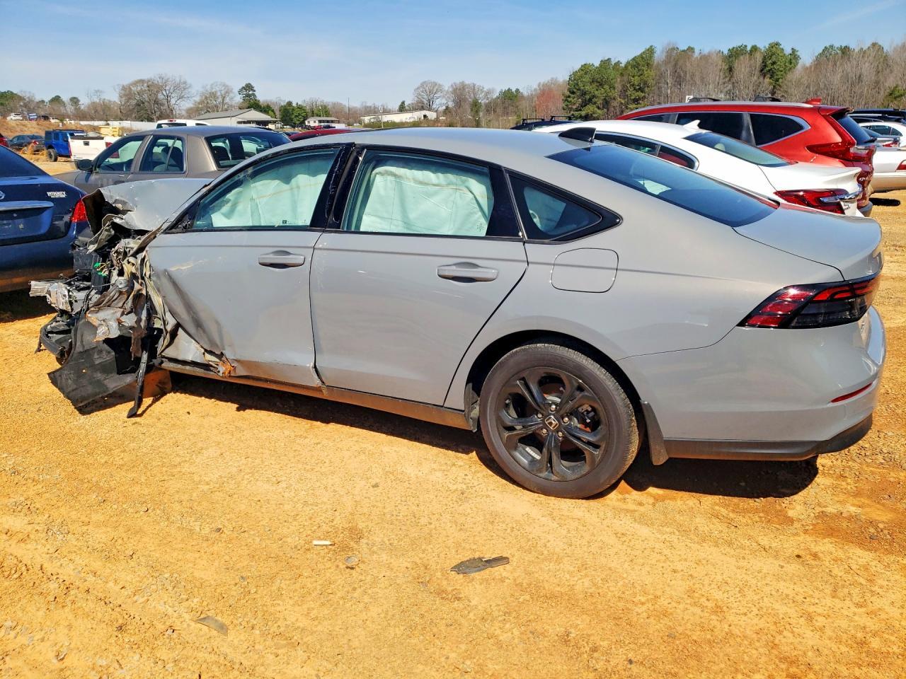 2025 Honda Accord Se - Image 2