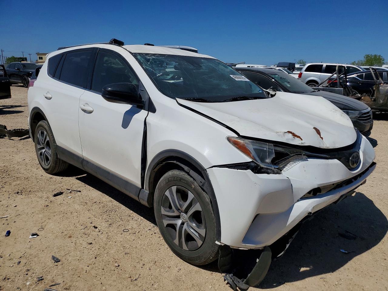2018 Toyota Rav4 Le - Image 4