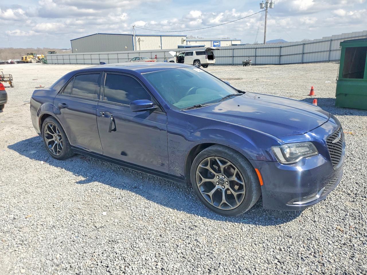 2015 Chrysler 300 S - Image 4