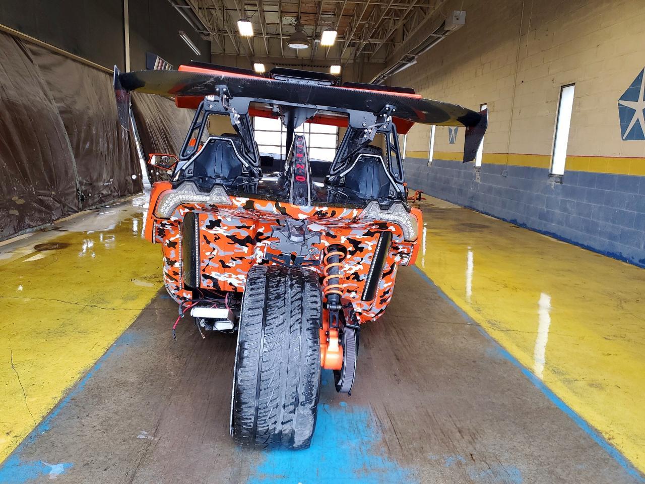 2017 Polaris Slingshot Slr - Фото 4