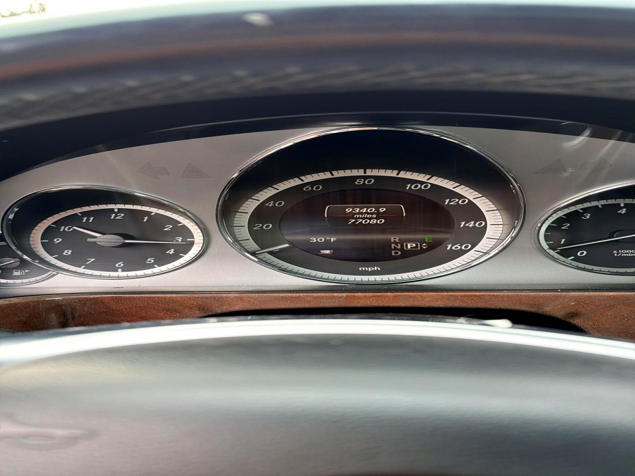 2013 Mercedes-Benz E 350 4Matic - Image 5