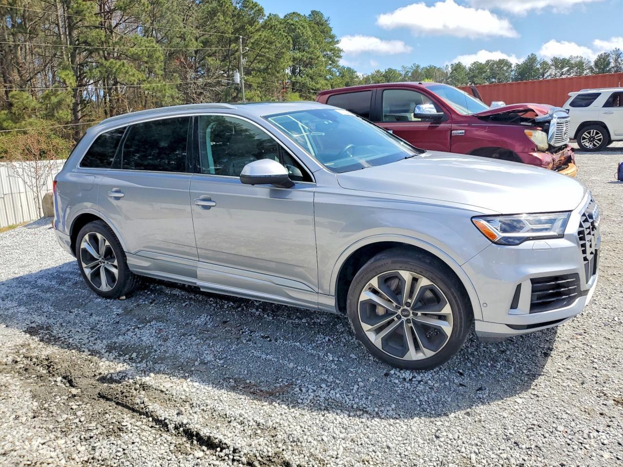 2020 Audi Q7 Premium Plus - Фото 4