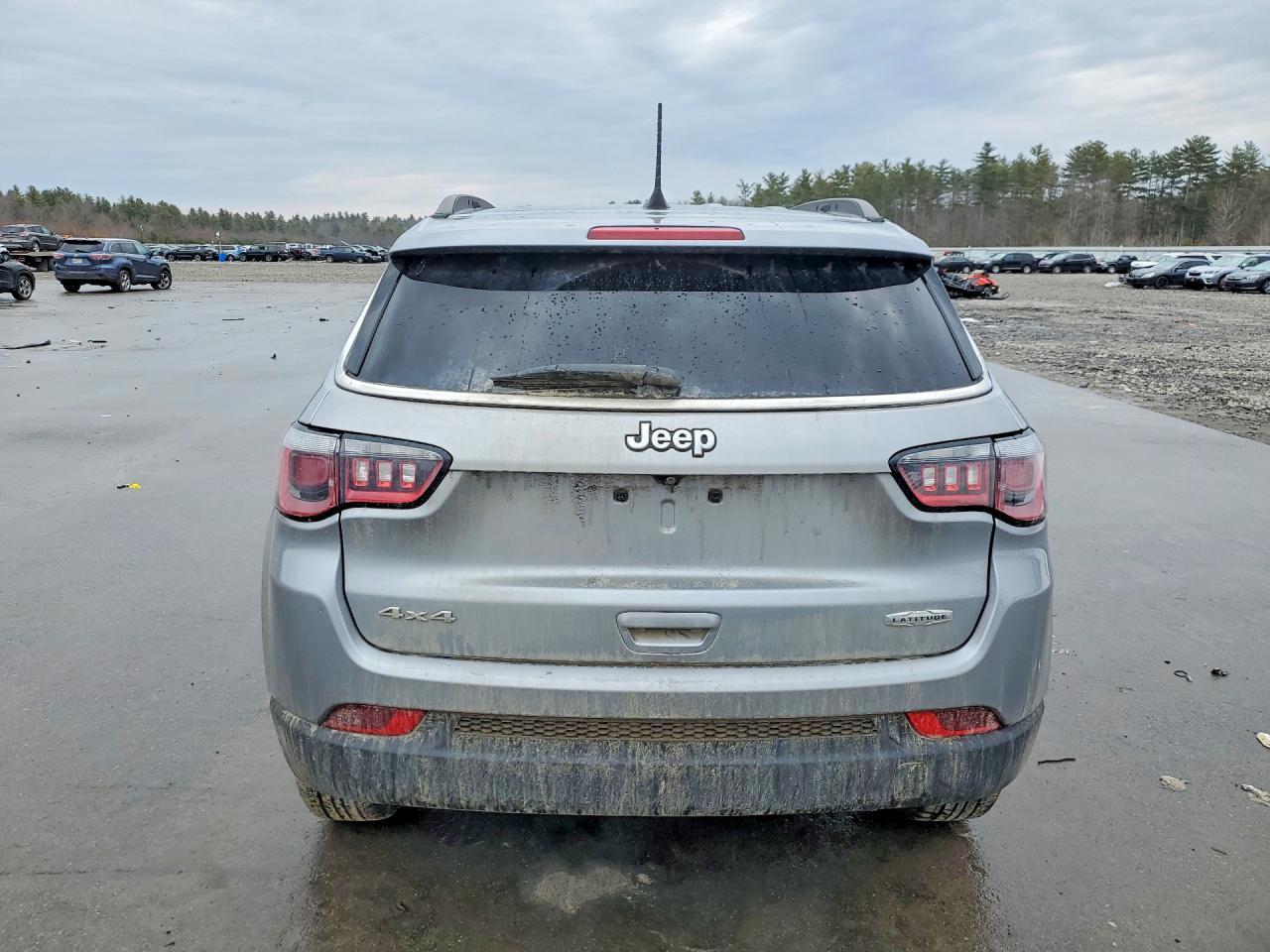 2018 Jeep Compass - Image 6