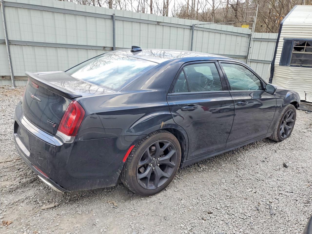 2021 Chrysler 300 S - Image 3