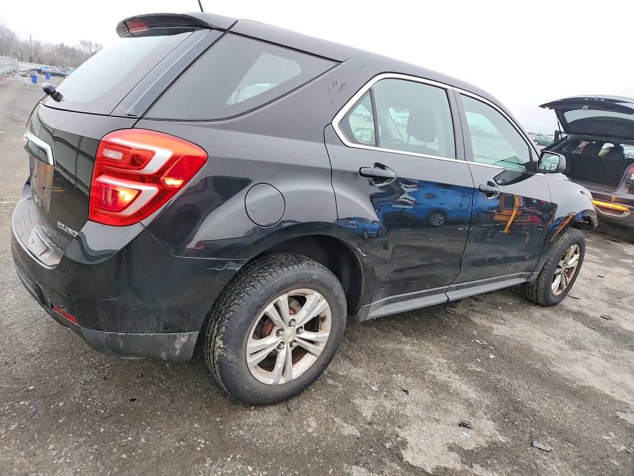 2016 Chevrolet Equinox Ls - Фото 3