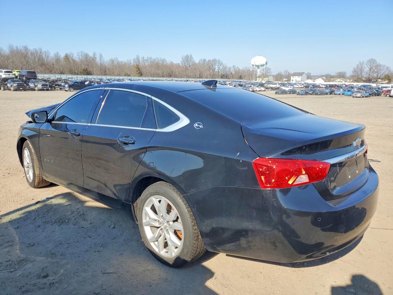 2016 Chevrolet Impala Lt - Image 2