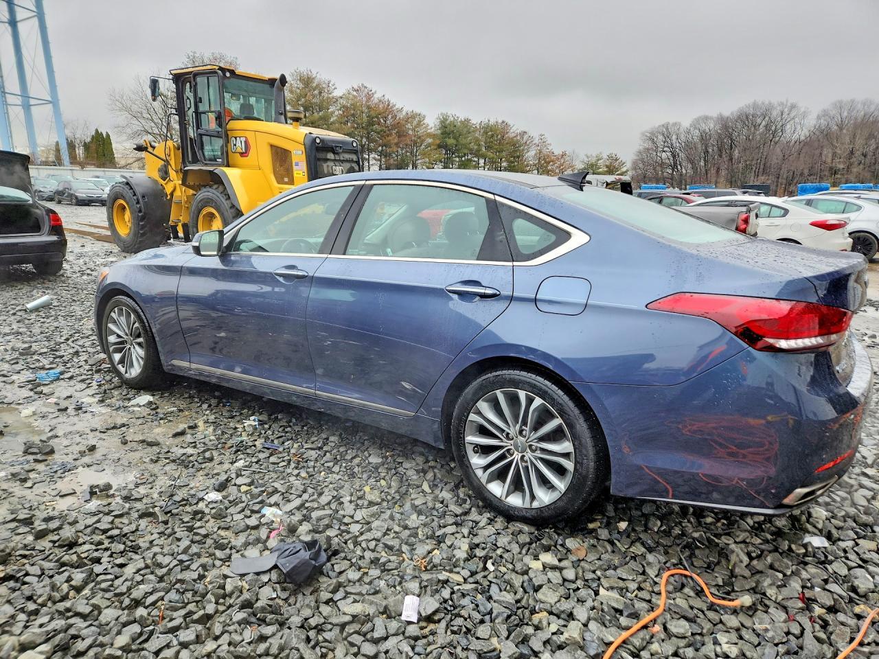 2016 Hyundai Genesis 3.8L - Фото 2