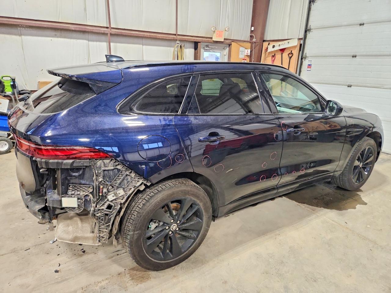 2024 Jaguar F-Pace R-Dynamic S - Фото 3