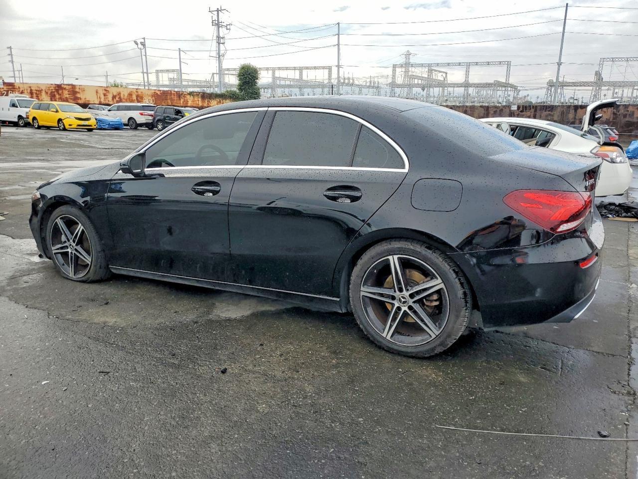 2019 Mercedes-Benz A 220 - Image 2