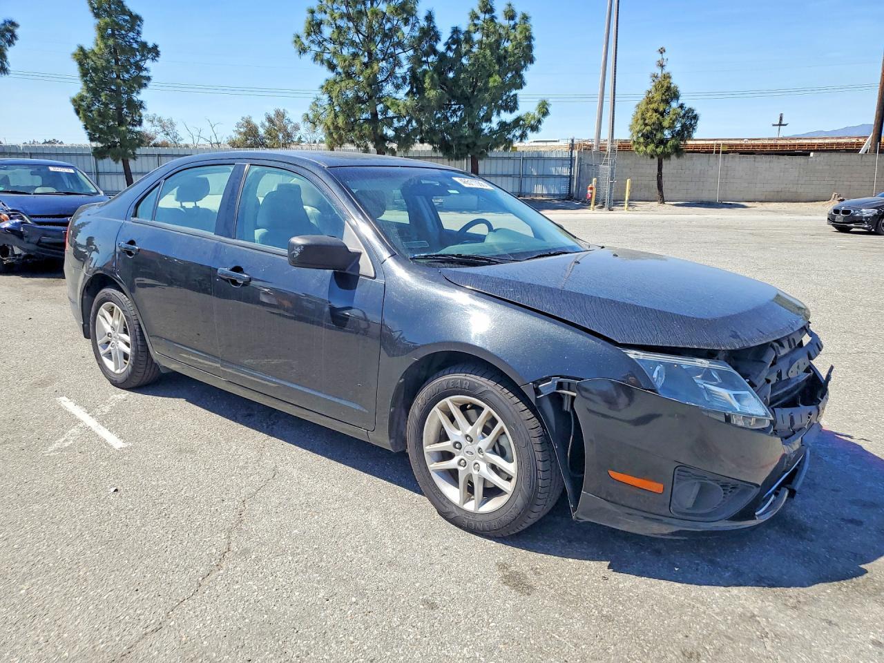 2011 Ford Fusion S - Фото 4