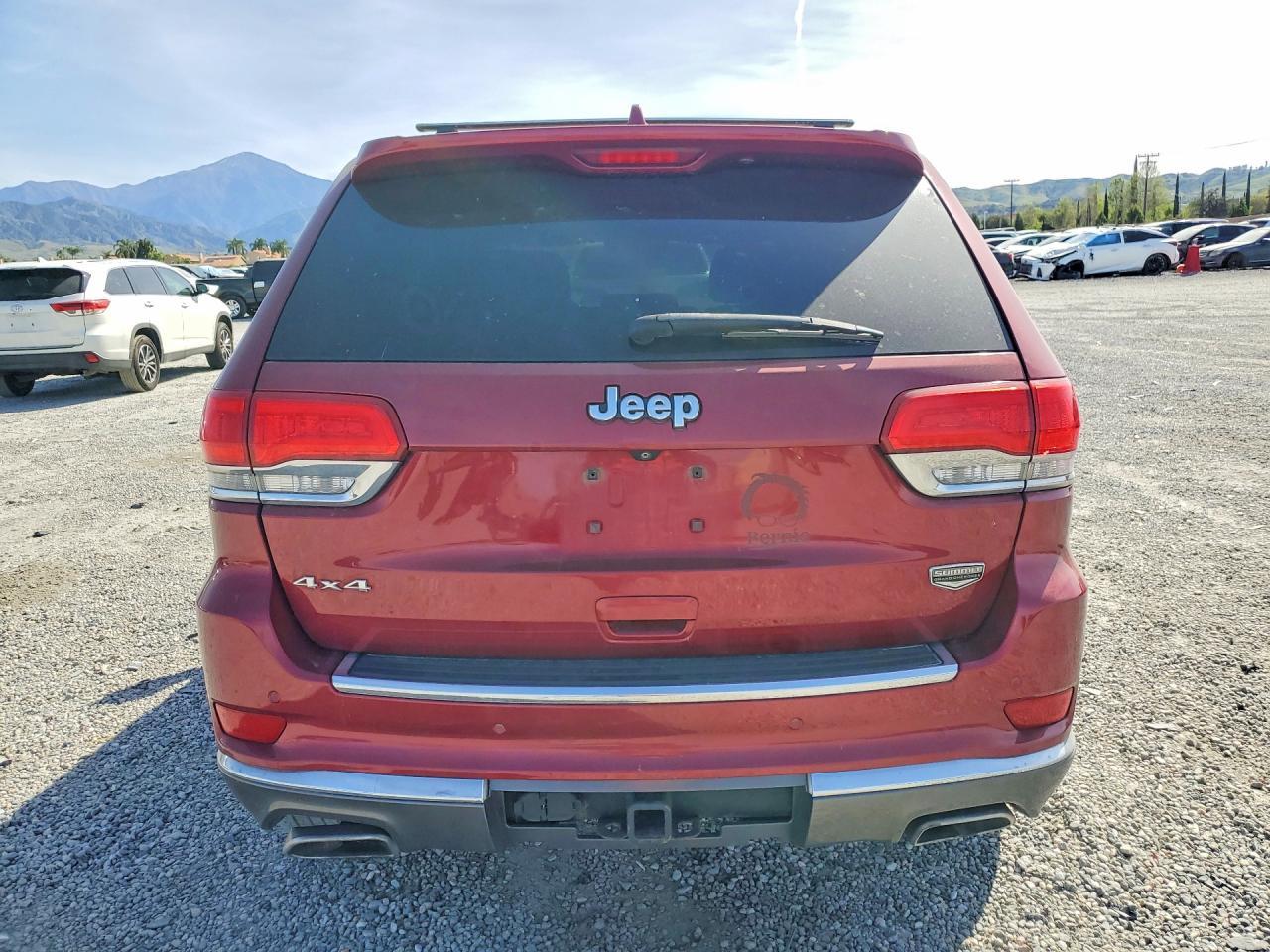 2014 Jeep Grand Cherokee Summit - Image 6