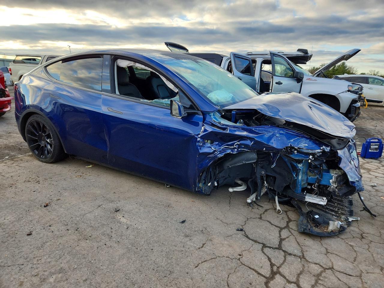 2022 Tesla Model Y - Image 4