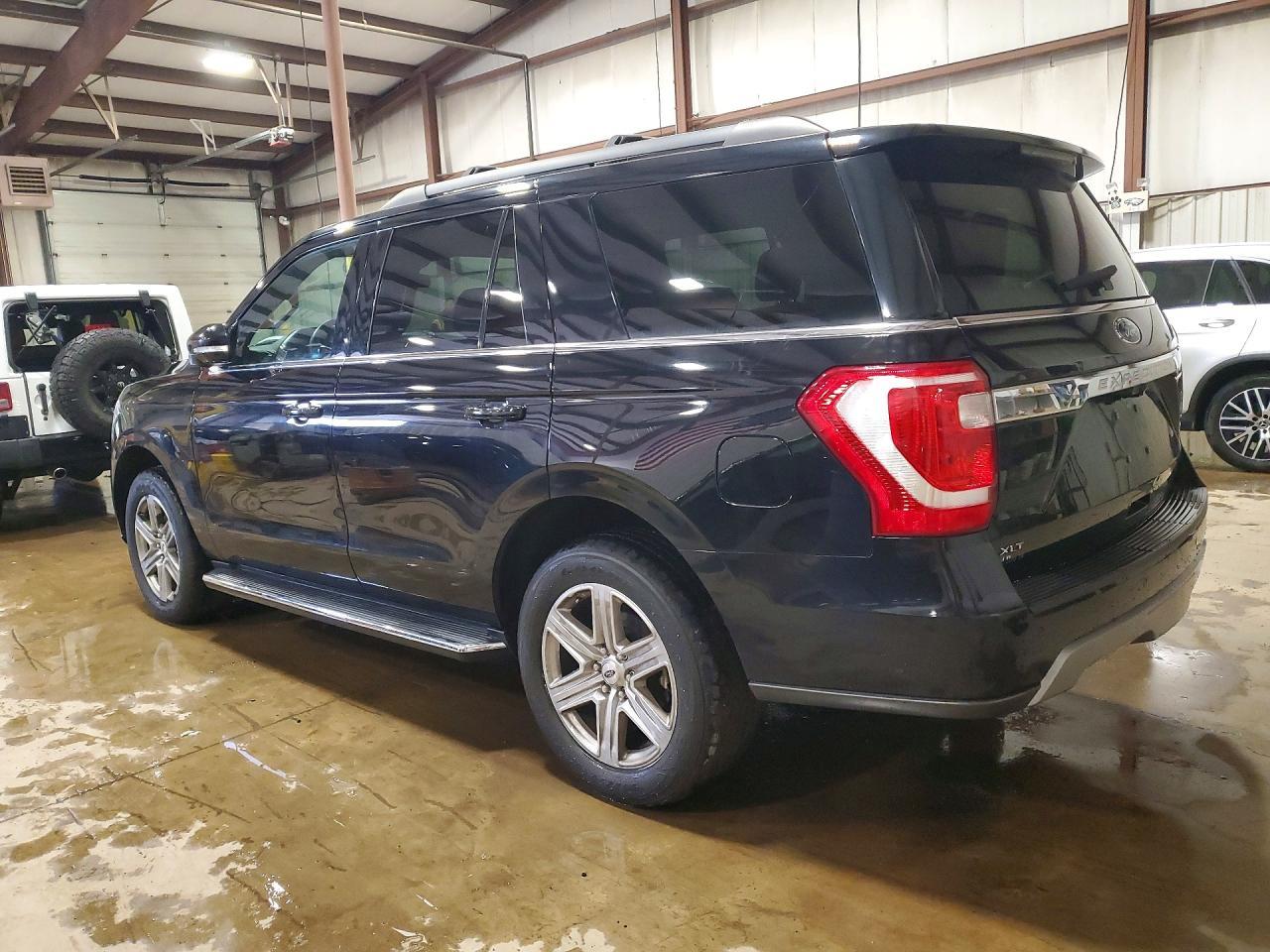 2020 Ford Expedition Xlt - Фото 2