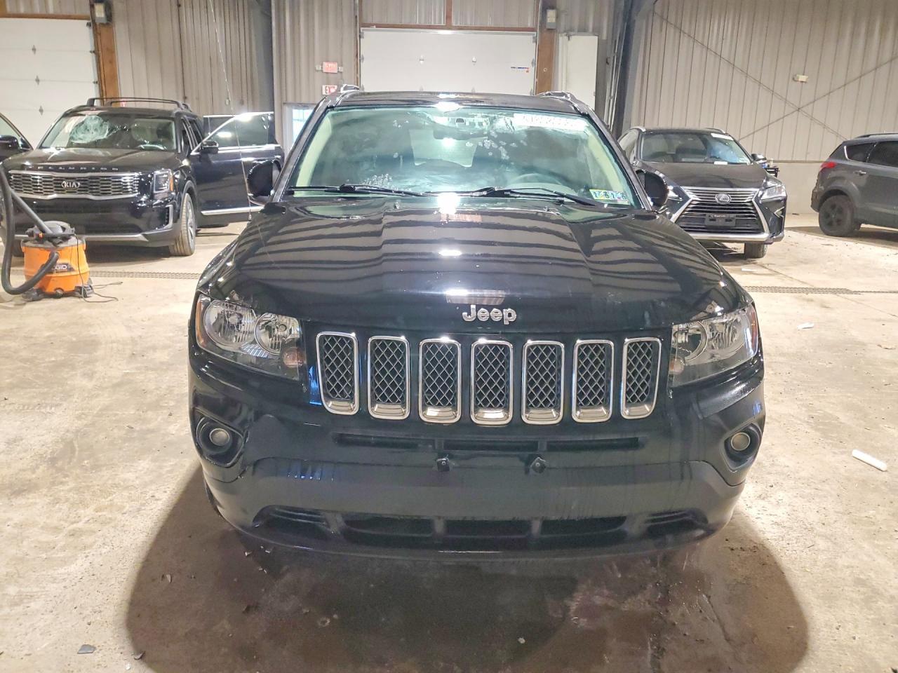 2017 Jeep Compass Latitude - Фото 5