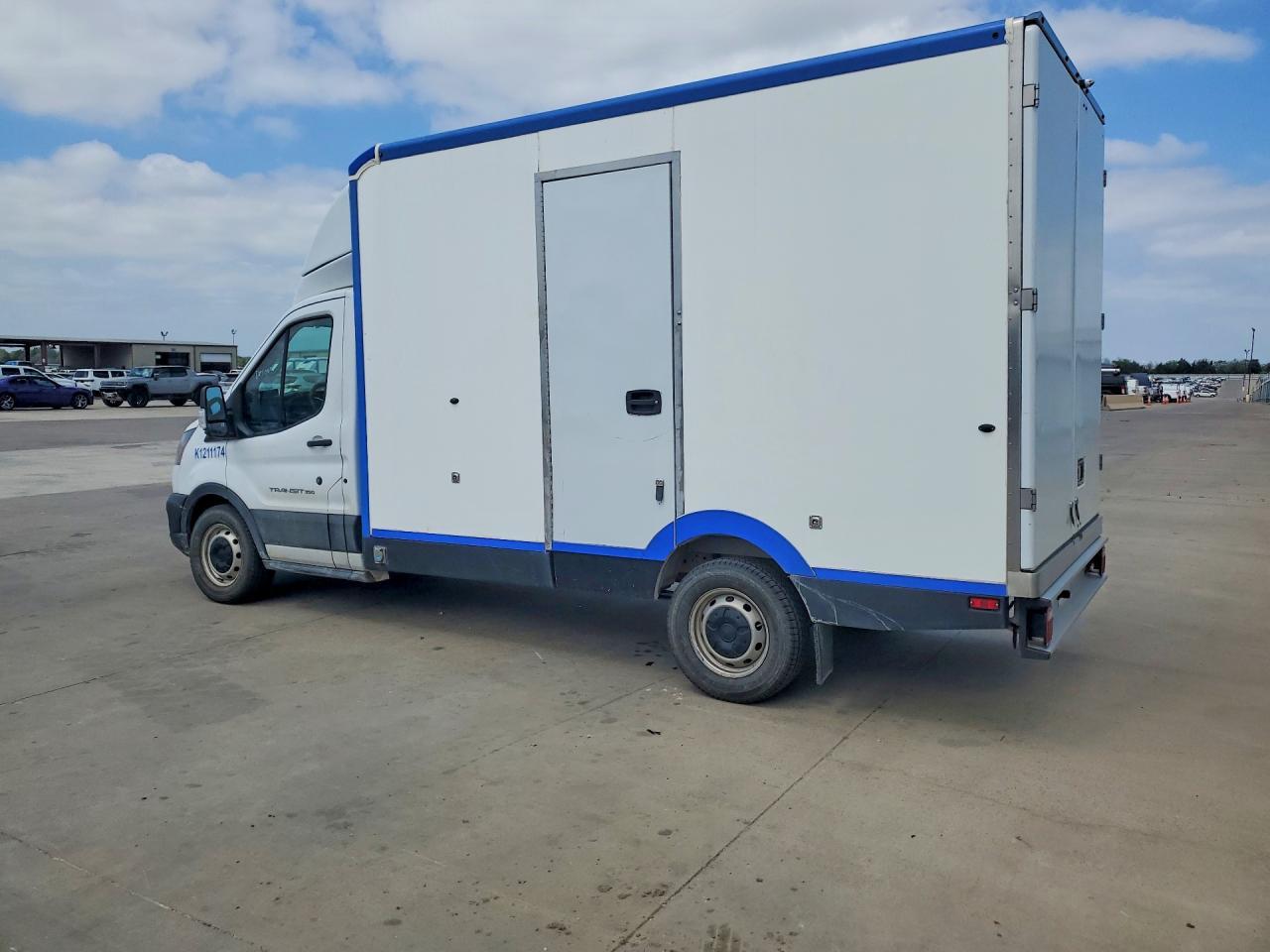 2021 Ford Transit T-350 - Фото 2