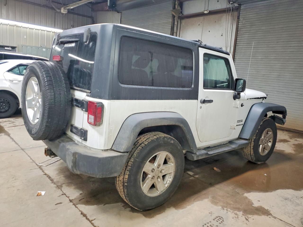 2013 Jeep Wrangler Sport - Фото 3