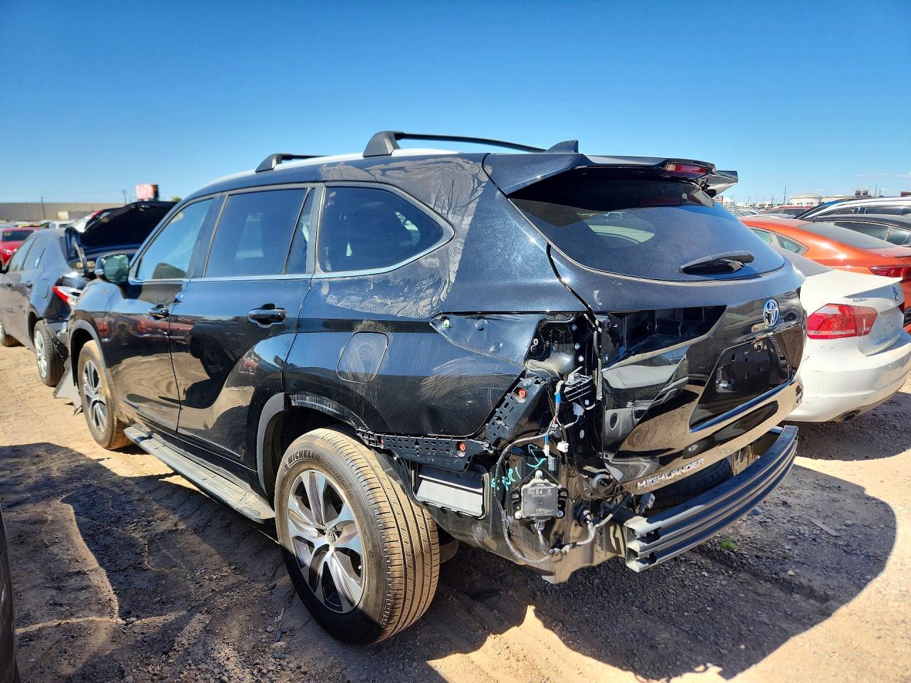 2023 Toyota Highlander Xle - Фото 2