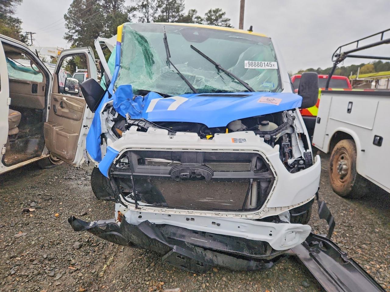 2024 Ford Transit 150 Low Roof Delivery Van - Image 5