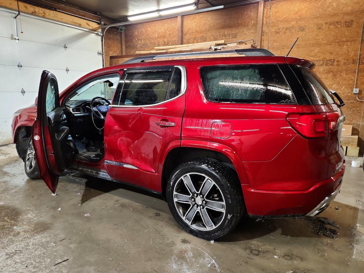 2019 GMC Acadia Denali - Image 2