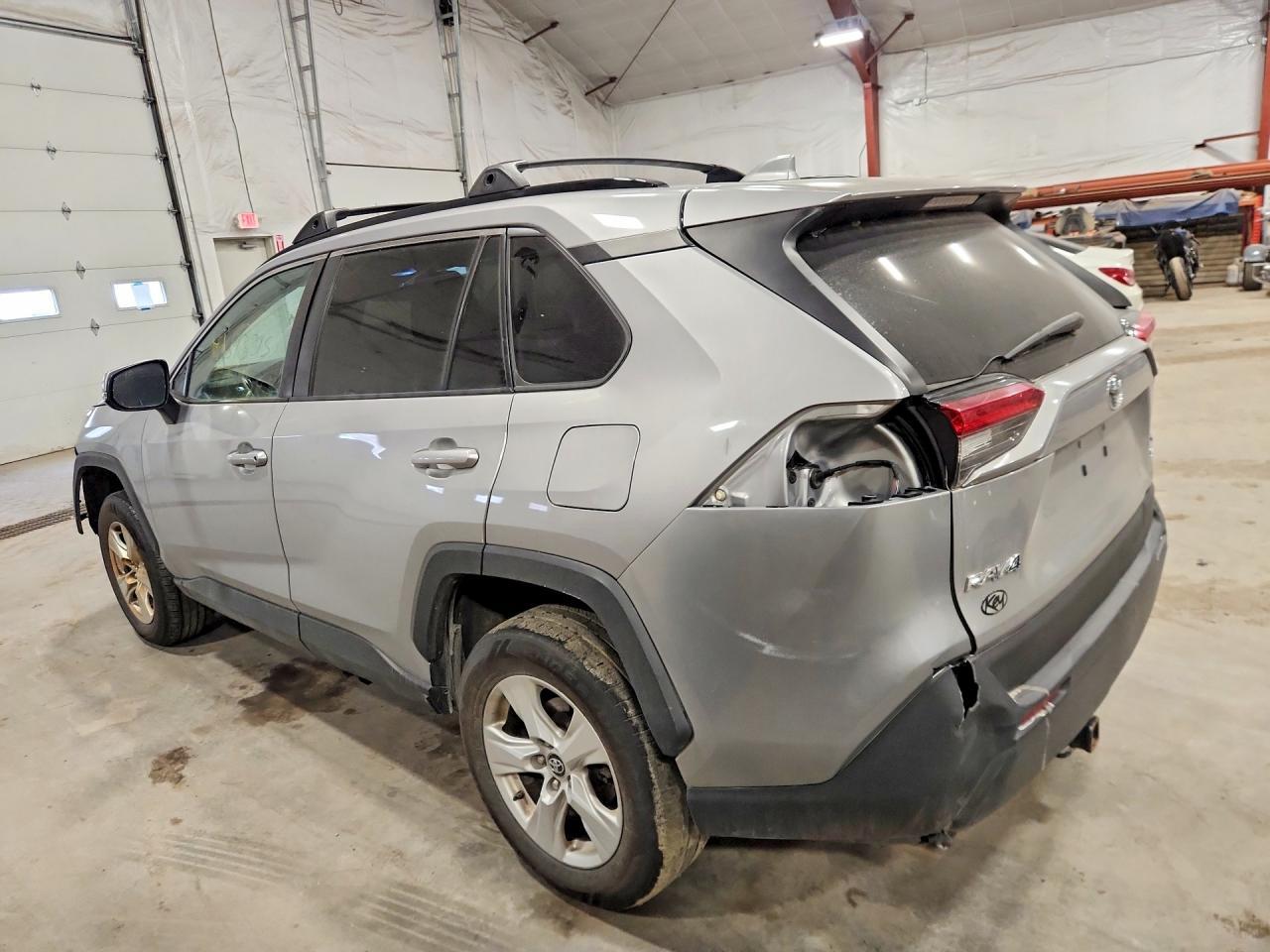 2019 Toyota Rav4 Xle - Image 2