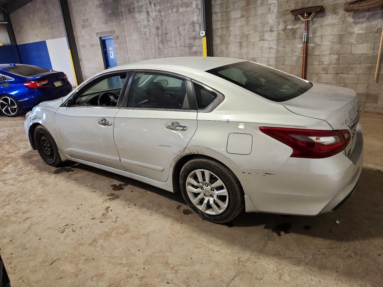 2018 Nissan Altima 2.5 S - Image 2