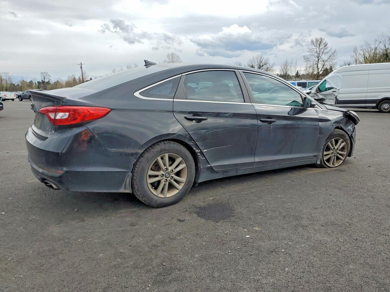 2016 Hyundai Sonata Eco - Image 3