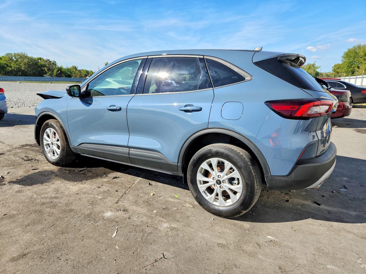 2025 Ford Escape St Line Select - Фото 2