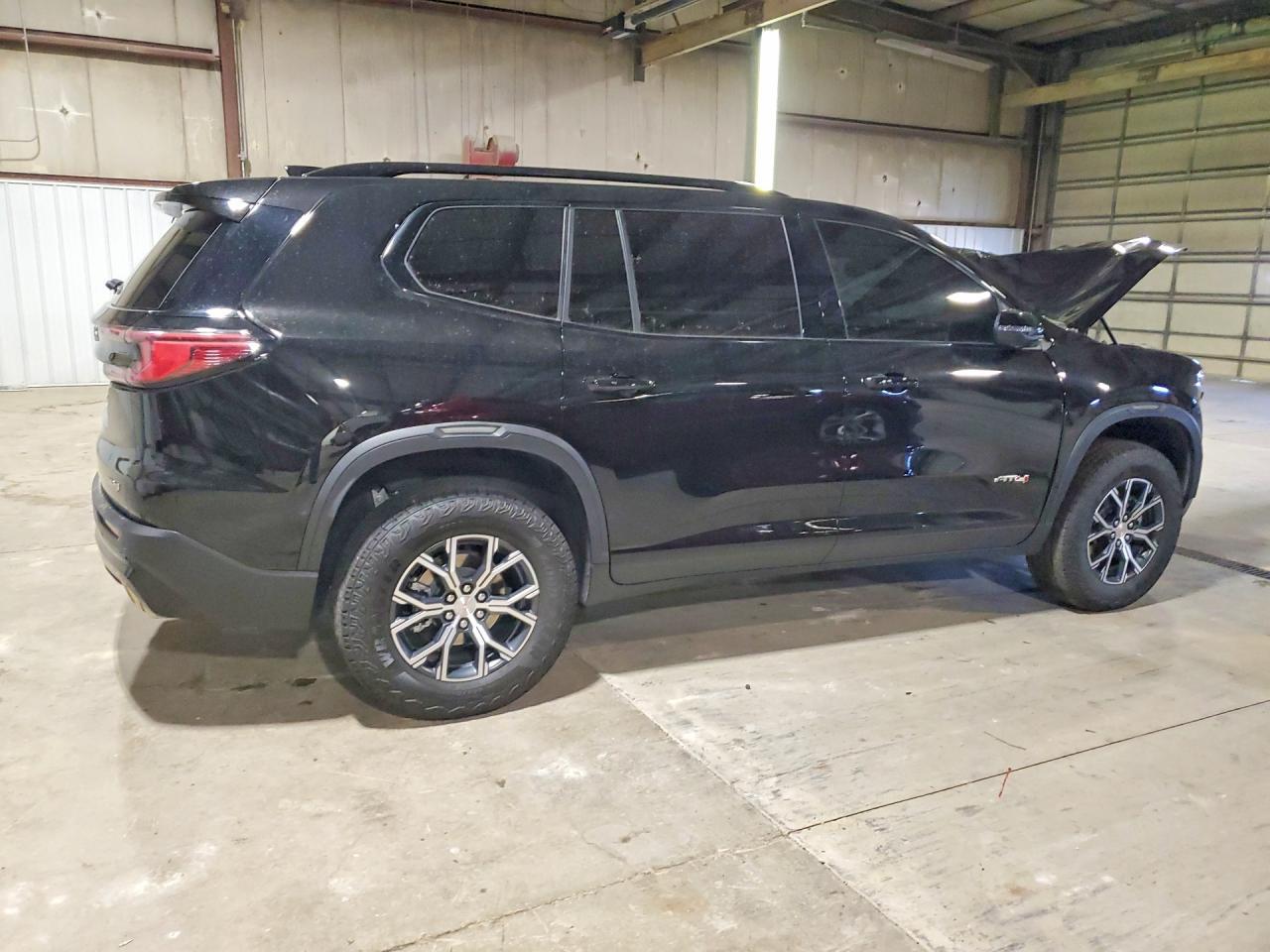 2025 GMC Acadia At4 - Фото 3