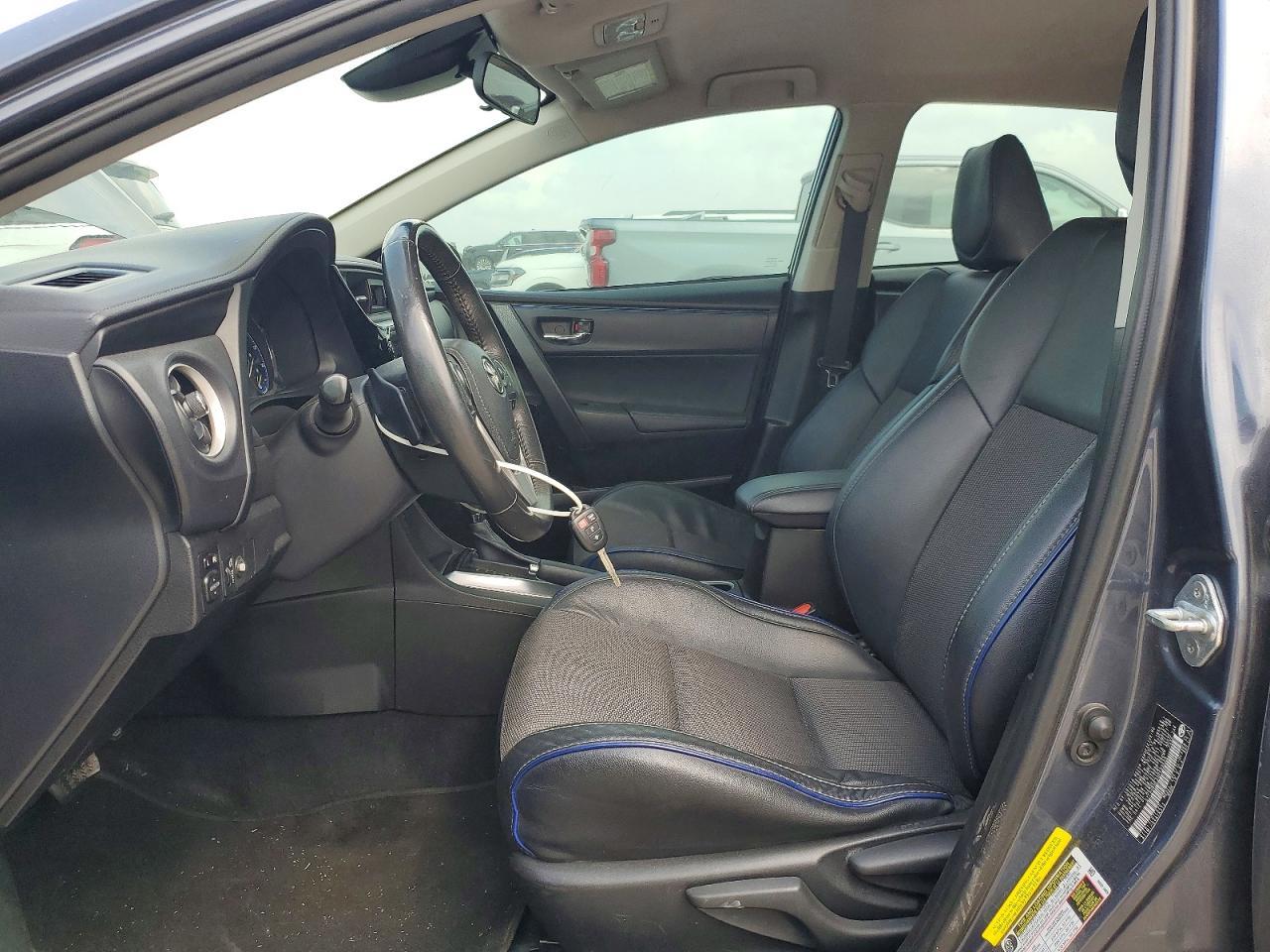 2017 Toyota Corolla Se - Фото 7