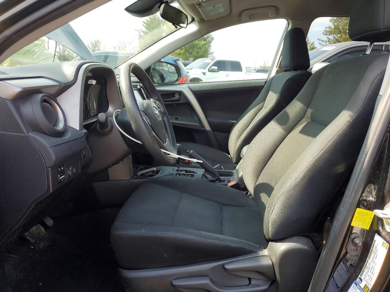 2017 Toyota Rav4 Le - Image 7