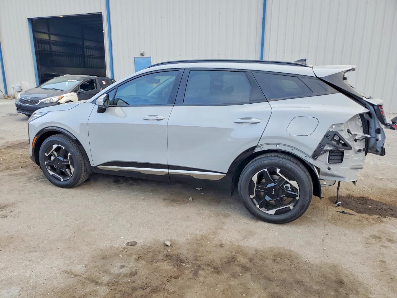 2026 Kia Sportage Sx - Image 2