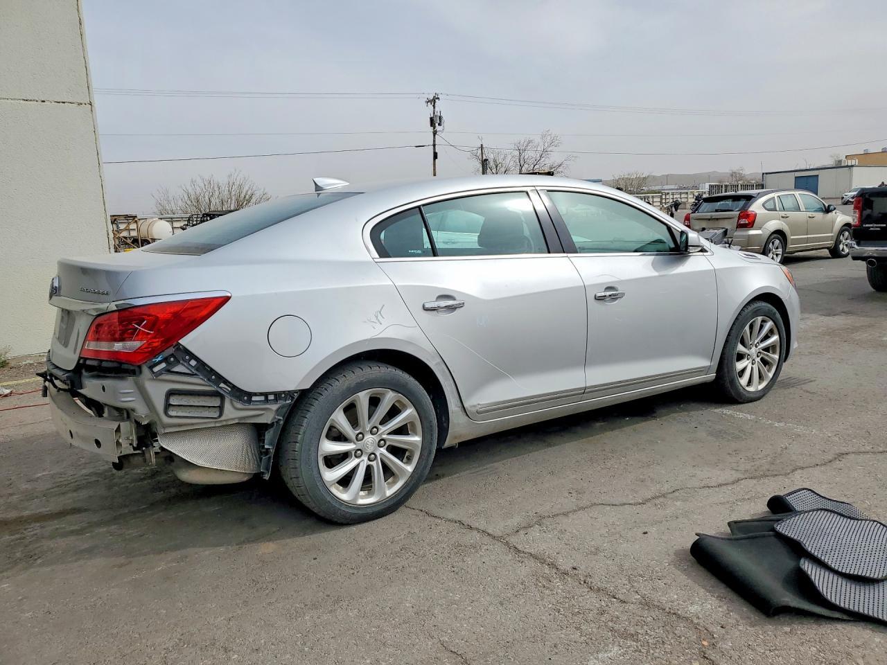 2016 Buick Lacrosse - Фото 3