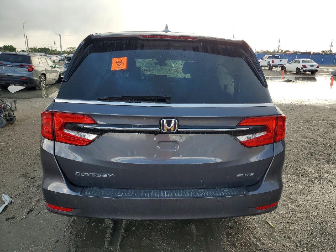 2024 Honda Odyssey Elite - Image 6