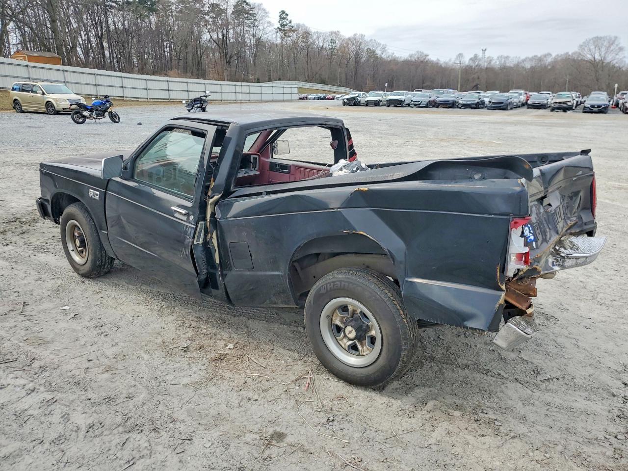 1985 Chevrolet S Truck S10 - Image 2