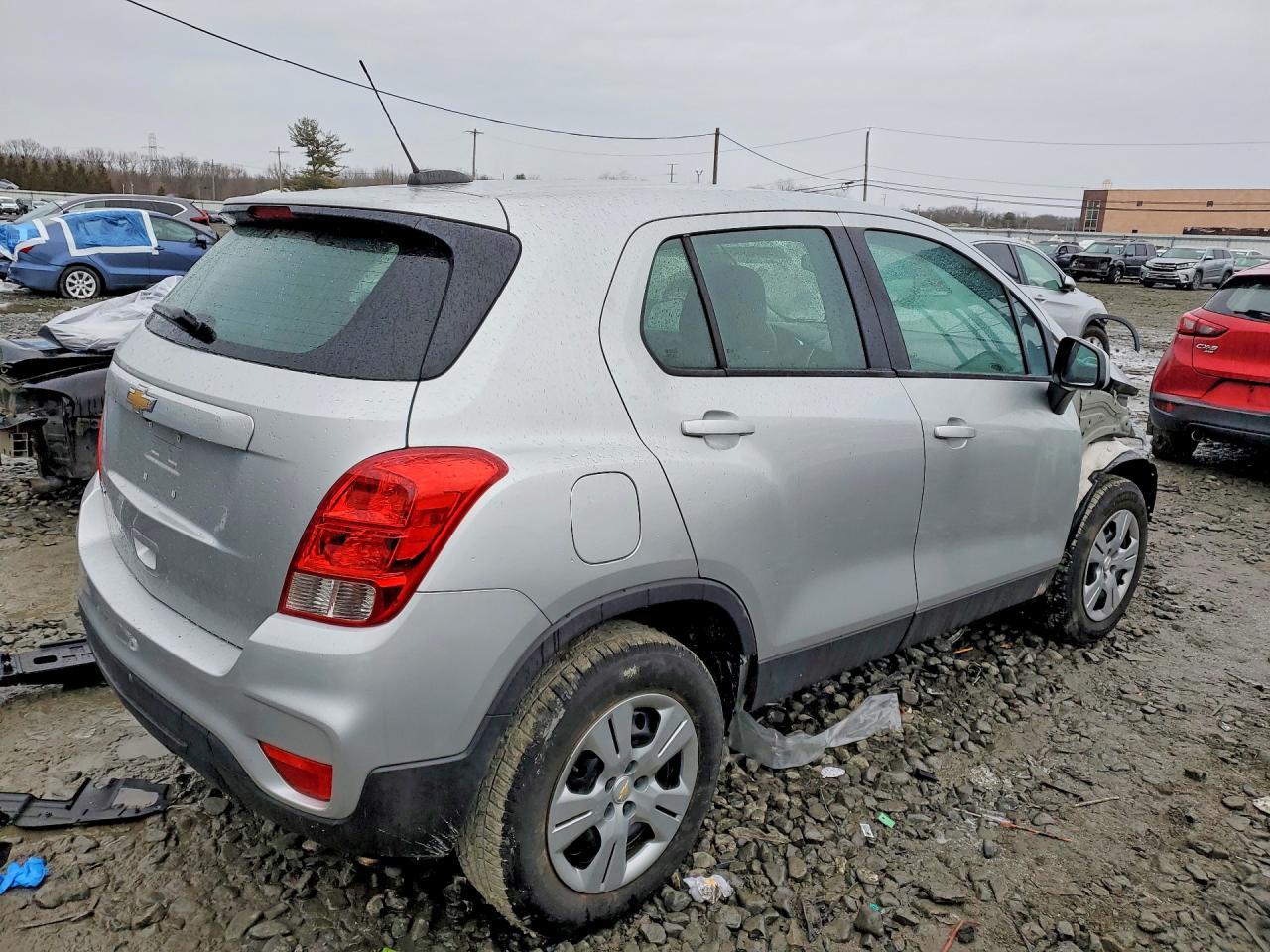 2018 Chevrolet Trax Ls - Фото 3