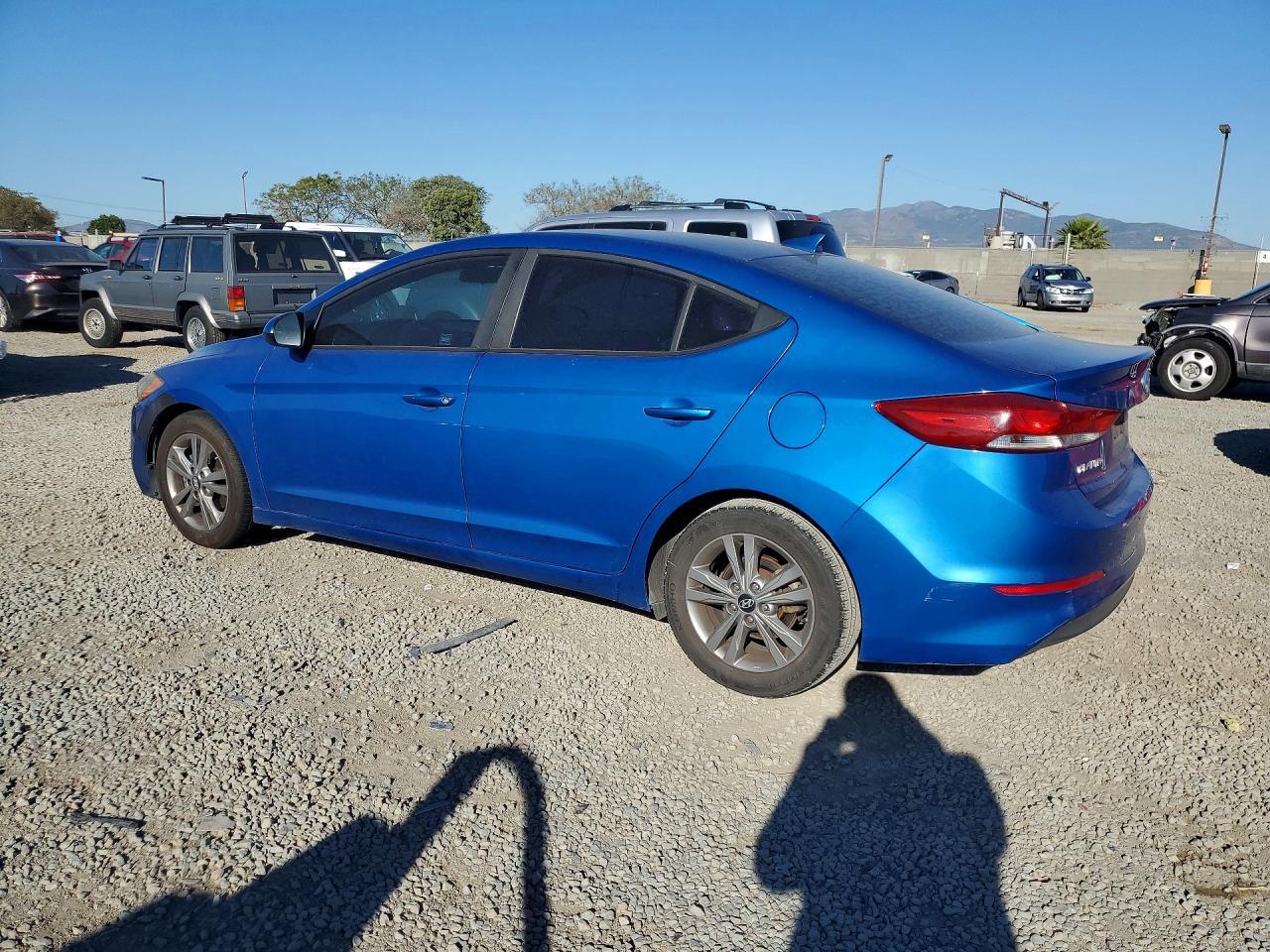 2018 Hyundai Elantra Sel - Image 2