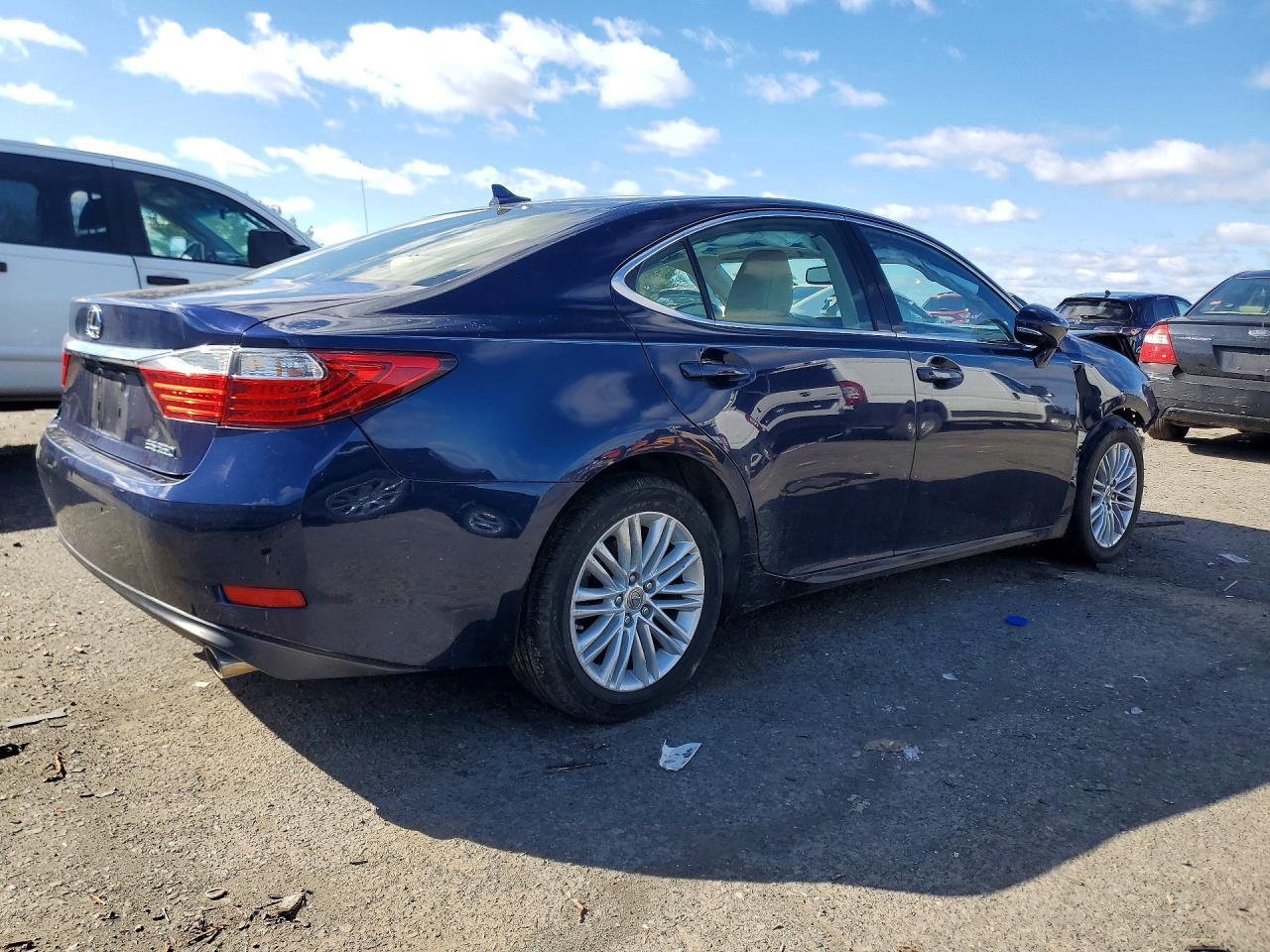 2014 Lexus Es 350 Base - Фото 3