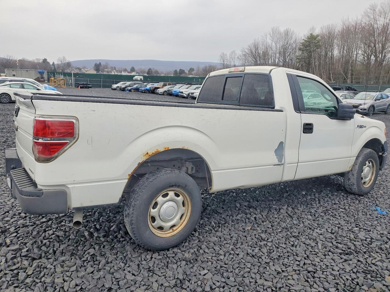 2011 Ford F150 - Фото 3