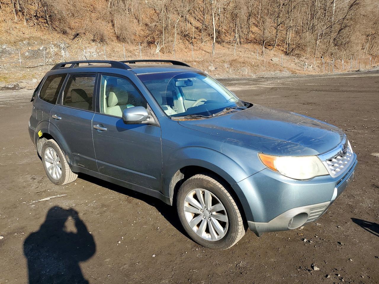 2013 Subaru Forester 2.5X Premium - Image 4